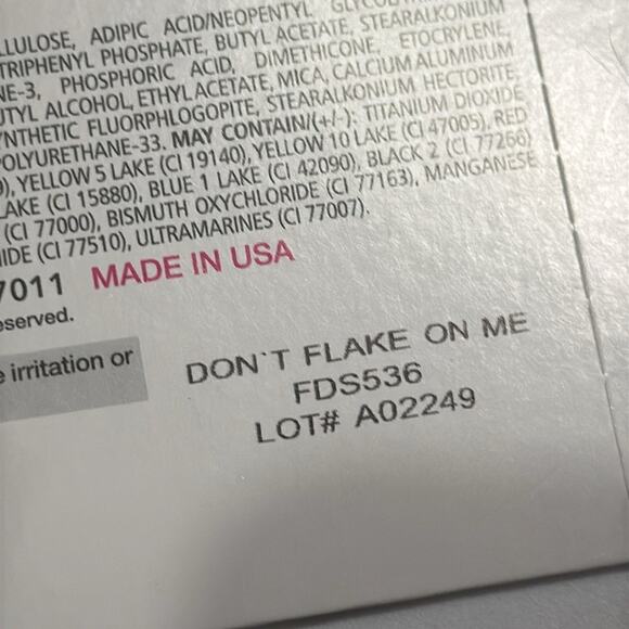 NWT Color Street "Don't Flake On Me" Gold Black Nail Strips - Picture 4 of 4